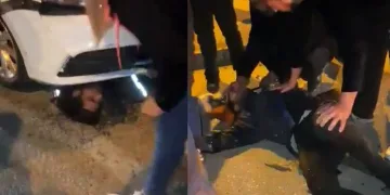 Bursa’da moto kurye kazada otomobilin altında kaldı