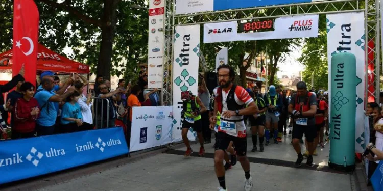 Türkiye’nin en uzun maratonu ‘İznik Ultra’ başladı