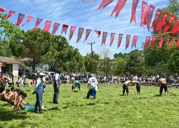 Bursa ‘Kabulbaba Güreşleri’nde büyük heyecan