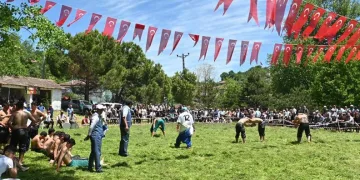 Bursa ‘Kabulbaba Güreşleri’nde büyük heyecan