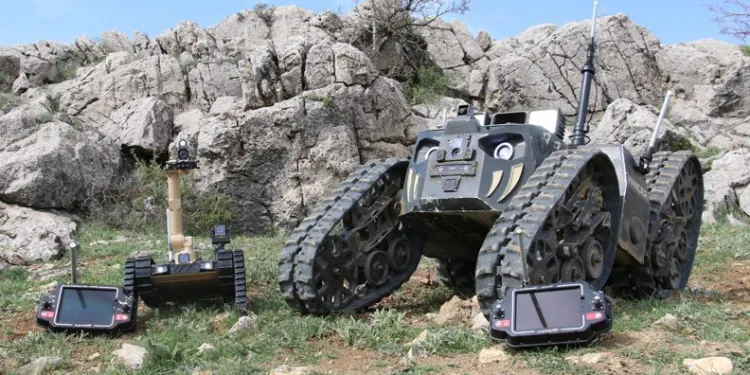 TSK’nın yeni insansız kara araçları: Hançer ve Dinçer