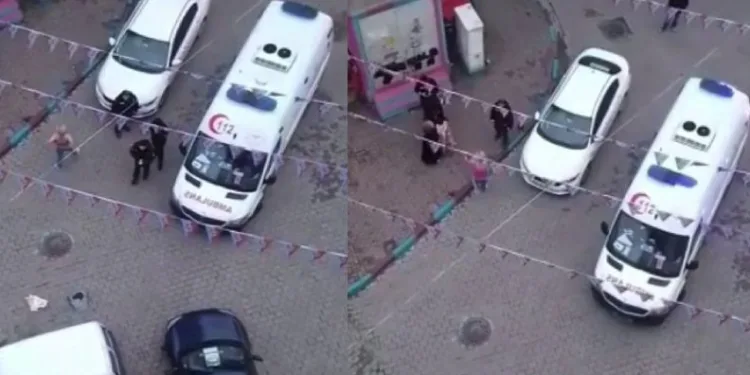 Bursa’da ambulansa binmemek için direndi
