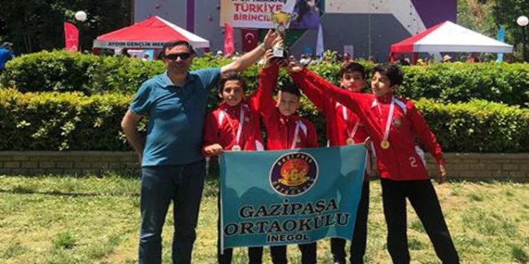 Spor tırmanış Türkiye şampiyonları İnegöl’den