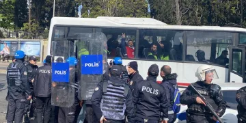 İstanbul’da 1 Mayıs: 164 kişi gözaltına alındı