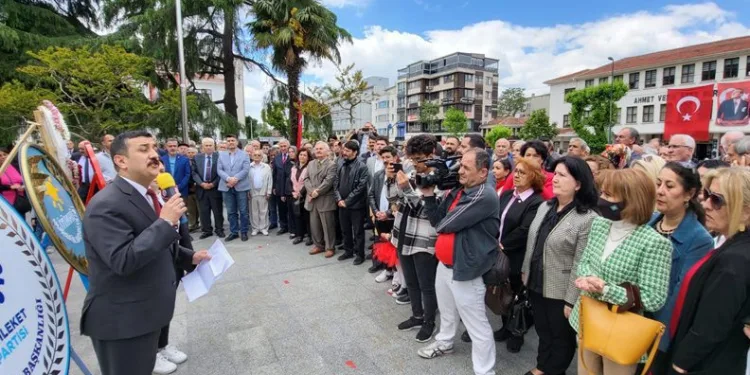 İYİ Parti Bursa’dan 19 Mayıs kutlaması
