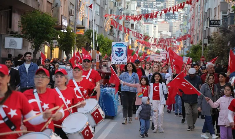 Gemlik’te 19 Mayıs’ta çeşitli etkinlikler düzenlendi