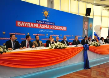 AK Parti Bursa teşkilatı törende bayramlaştı