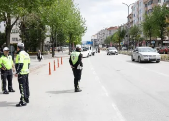 İnegöl’de yayalar için güvenli trafik uygulaması