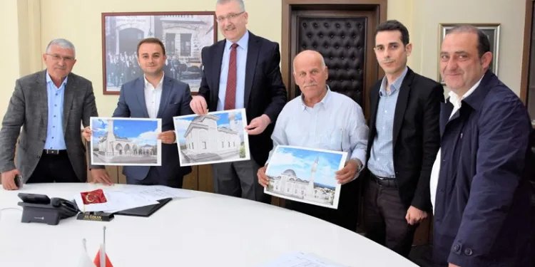 Karacabey Yeniköy Merkez Camii yenileniyor
