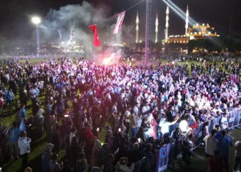 Bursa’da Trabzonspor’un şampiyonluğu kutlandı