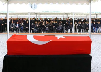 Kemal Demirel Bursa’da sonsuzluğa uğurlandı