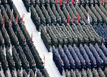 Rus ordusundan Kızıl Meydan’da gövde gösterisi