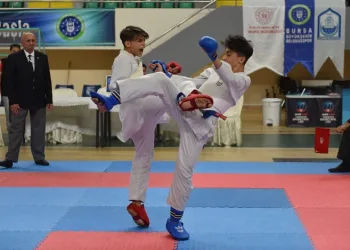 Yıldırım’da karate rüzgarı