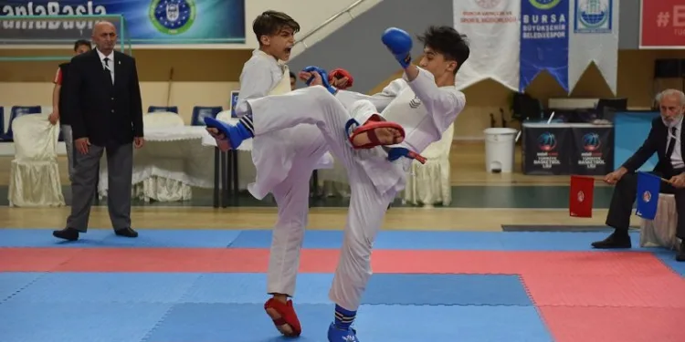 Yıldırım’da karate rüzgarı
