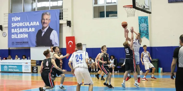Nilüfer’de ‘Kardeş Kentler Basketbol Turnuvası’ başladı
