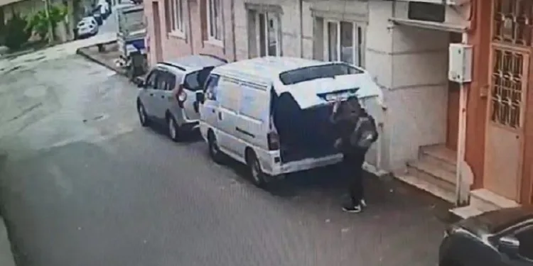 Bursa’da otomobil fareleri yakayı ele verdi