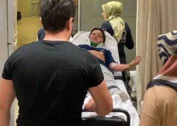 İnegöl’de düğün konvoyundaki araç çocuğa çarptı