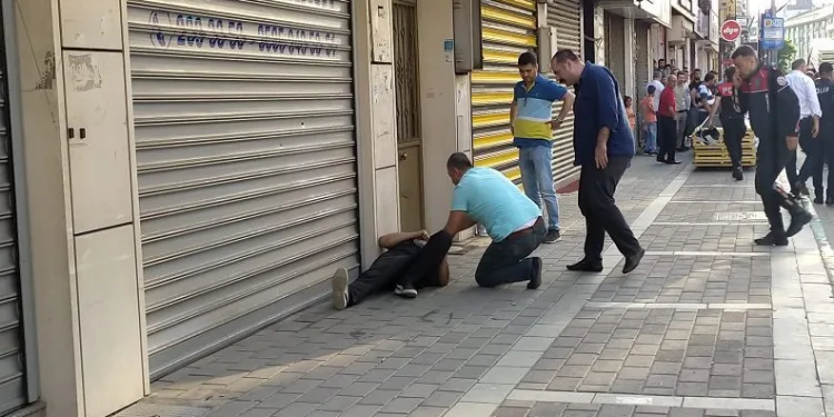 Bursa’da rehin alınan kadını polis kurtardı