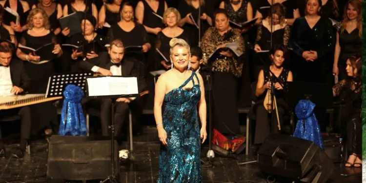 Suzidilden Gerdaniye’ye konseri beğeni topladı