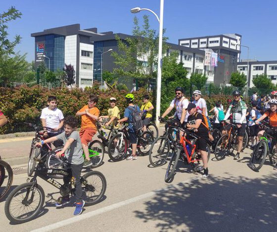 Bursa'da pedallar kanserli çocuklar için çevrildi