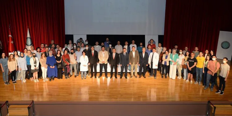 3 boyutlu doku ve organ basımı BUÜ’de konuşuldu