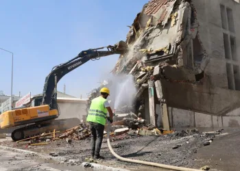 Bursa Beşyol’da yıkımlar devam ediyor