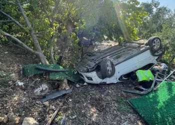 Bursa’da otomobil şarampole uçtu