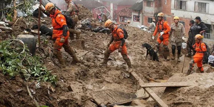 Brezilya’da toprak kaymasında 33 kişi ölü