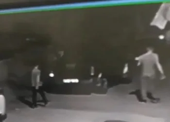 Bursa’da bekçiyi gören hırsızlar kaçtı