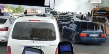 Bursa-Mudanya yolunda trafik kilitlendi