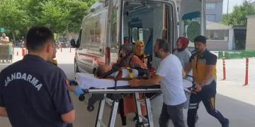 Bursa’da otomobilin çarptığı çocuk ağır yaralandı