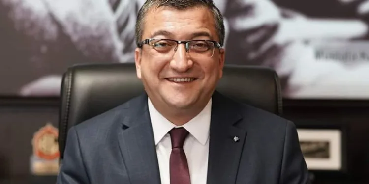 CHP’li belediye başkanına gözaltı