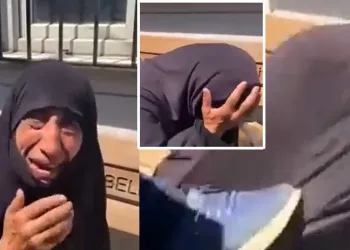 Suriyeli yaşlı kadına tekmeli saldırı
