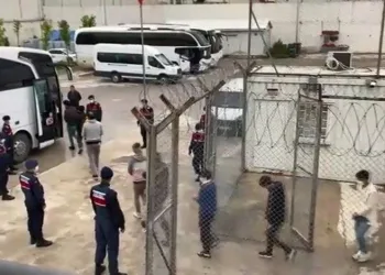 İstanbul’da 449 göçmen daha yakalandı