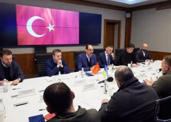 Sözcü Kalın’dan Kiev’e ziyaret
