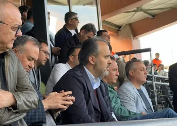 Alinur Aktaş’tan Bursaspor’a tebrik
