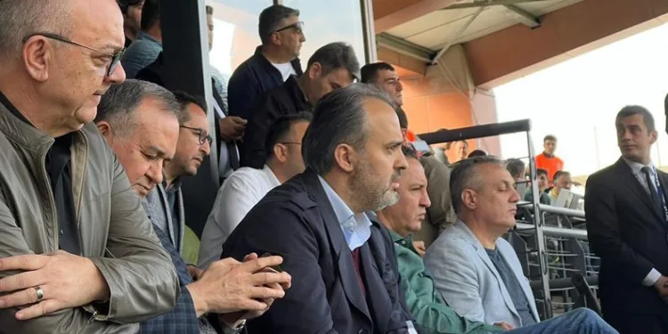 Alinur Aktaş’tan Bursaspor’a tebrik