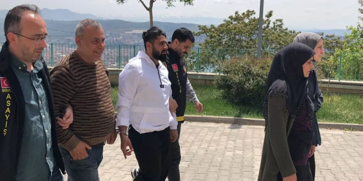 Bursa’da akrabasını kurşunlayan şüpheli yakalandı