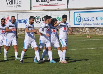 Teco Karacabey Belediyespor AŞ yarı finale çıktı: 2-1