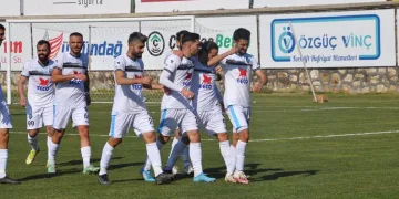 Teco Karacabey Belediyespor AŞ yarı finale çıktı: 2-1