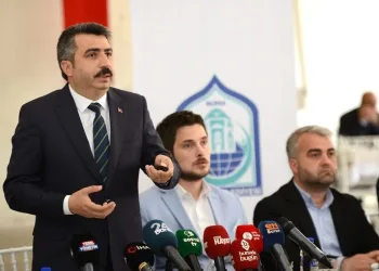 Bursa’da Başkan Yılmaz Çınarönü projesini tanıttı