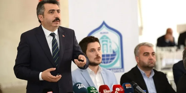 Bursa’da Başkan Yılmaz Çınarönü projesini tanıttı