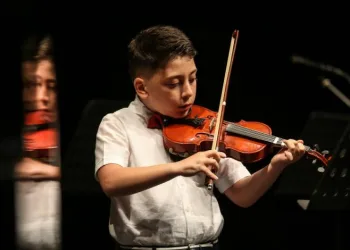Bursa Nilüfer’de miniklerden muhteşem konser