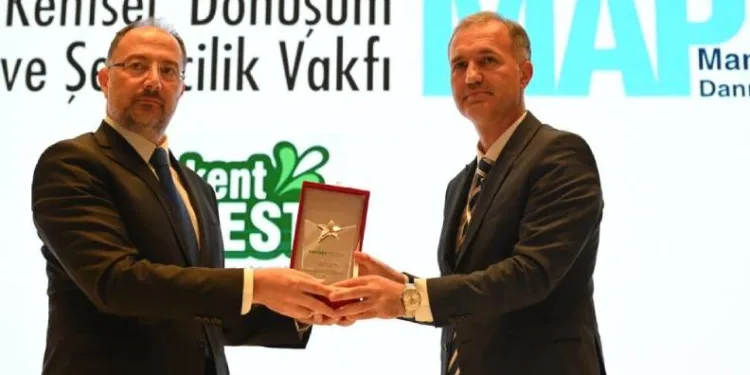 İnegöl’ün Kentsel Dönüşüm Projesi ödülle başladı