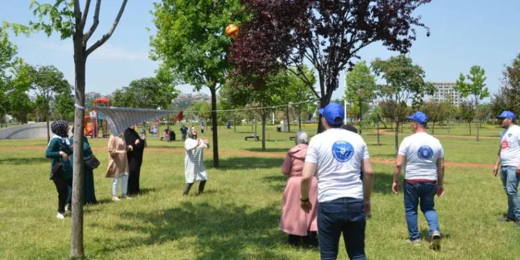 Bursa’da doktorlar, danışanlarıyla piknik yaptı