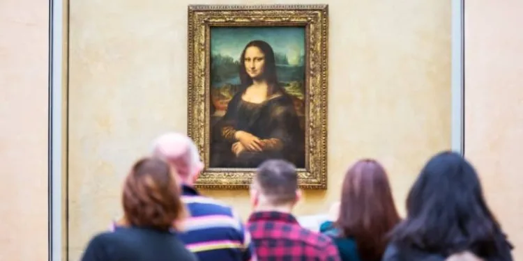 Mona Lisa tablosuna pastalı saldırı