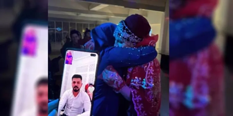 Damat kendi düğününe online katıldı
