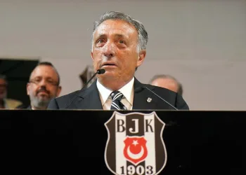 Ahmet Nur Çebi yeniden başkan
