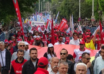 Bursa’da 1 Mayıs coşkuyla kutlandı