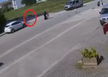 Bursa’da köpekten kaçarken canından oluyordu